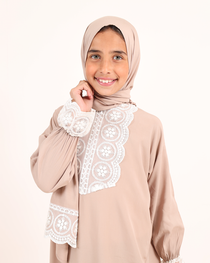 Mini Nude Beige Lace Embroidered Essdal