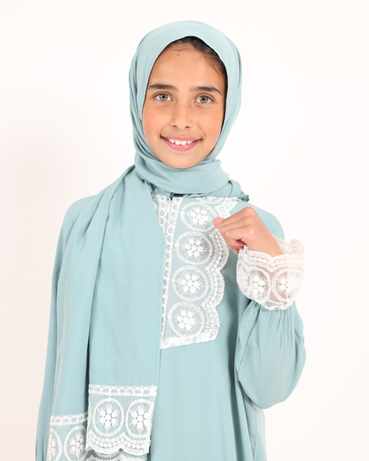 Mini Mint Lace Embroidered Essdal